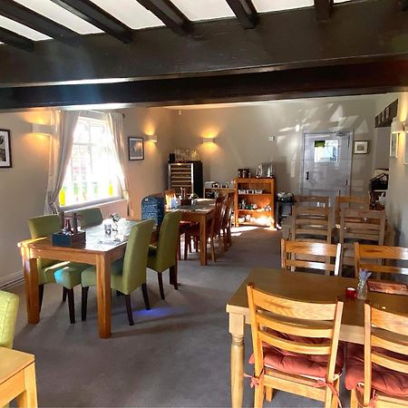 Crown & Anchor Bed and Breakfast Grantham Exteriör bild