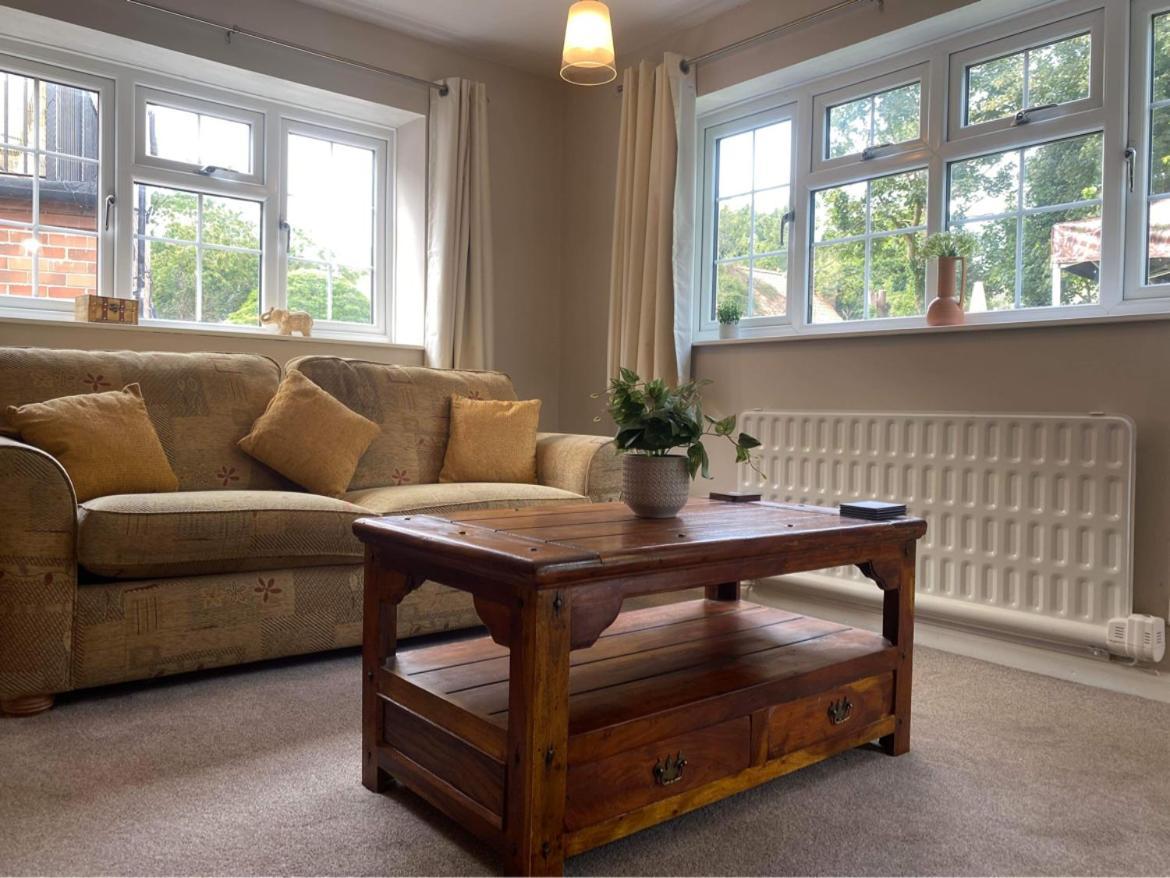 Crown & Anchor Bed and Breakfast Grantham Exteriör bild